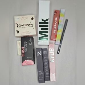 NWT Not So Mystery Make up Box